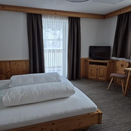 Viktors Apartments Санкт Антон ам Арлберг Екстериор снимка