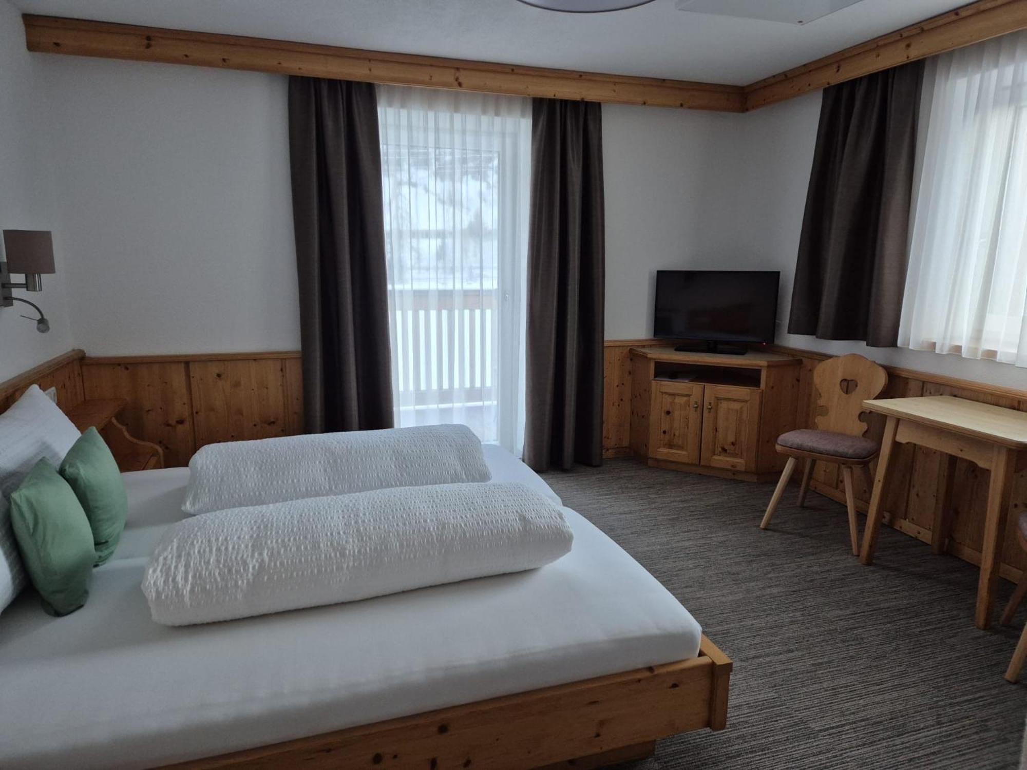 Viktors Apartments Санкт Антон ам Арлберг Екстериор снимка